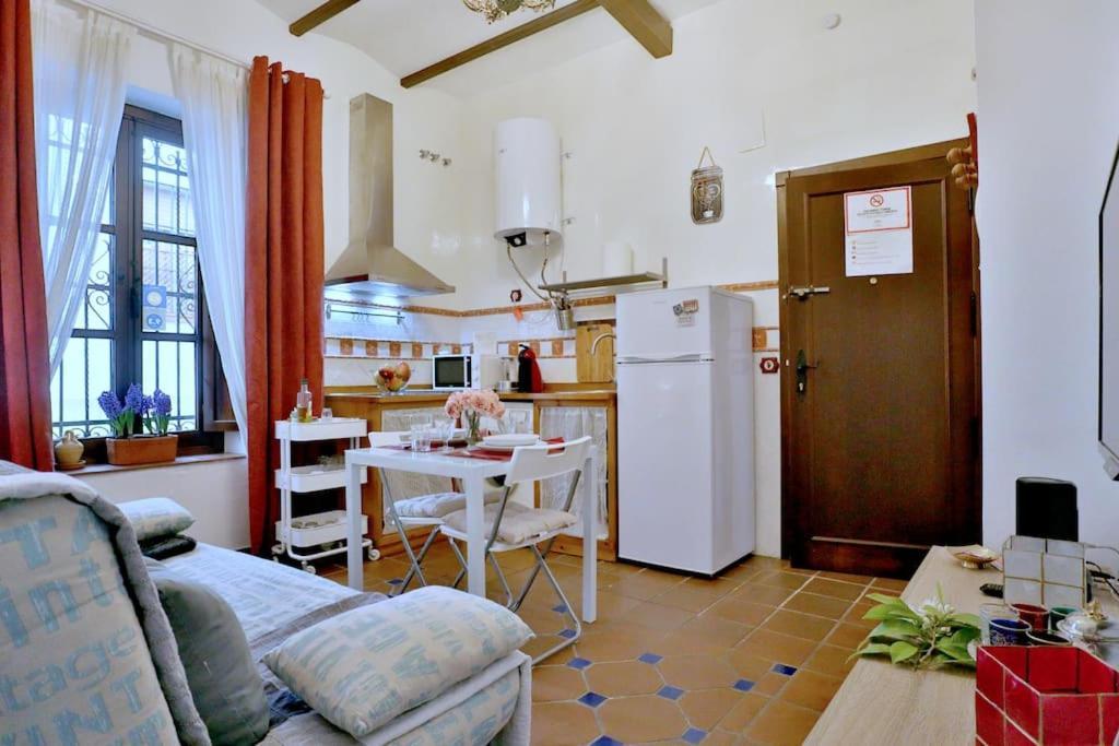 Horno24, Alojamiento Con Patio Andaluz, Tipico De Кордова Екстер'єр фото